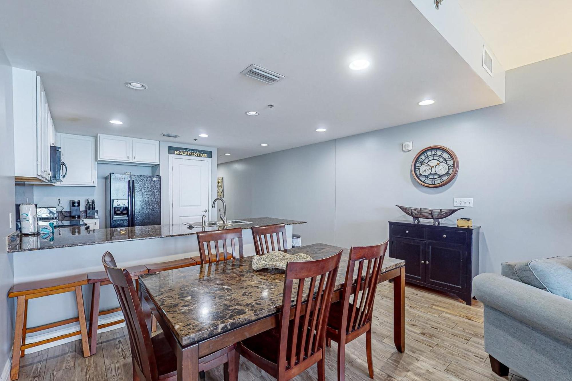 Apartment Sterling Breeze 1207-b