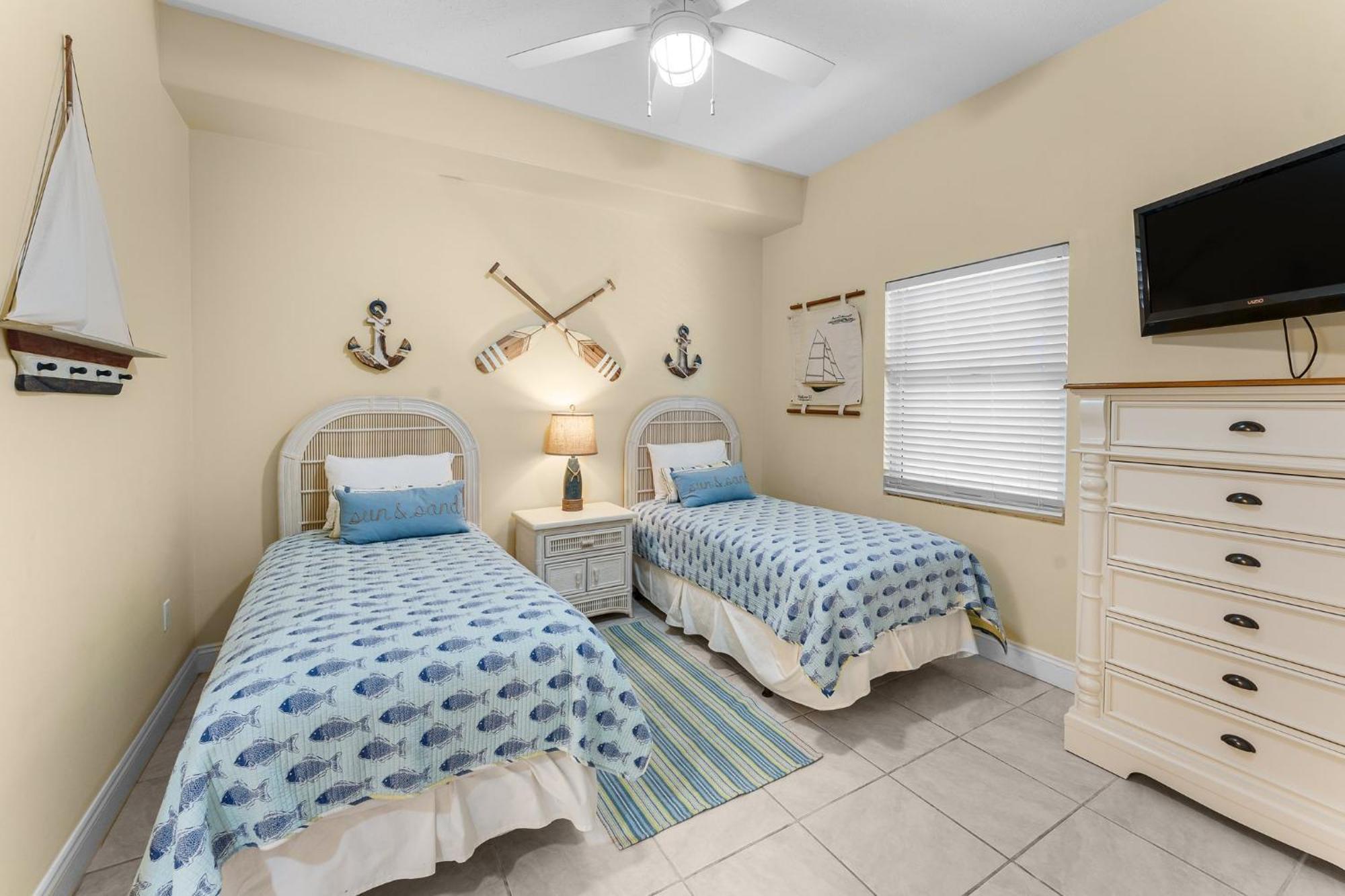 Apartment Treasure Island 0309