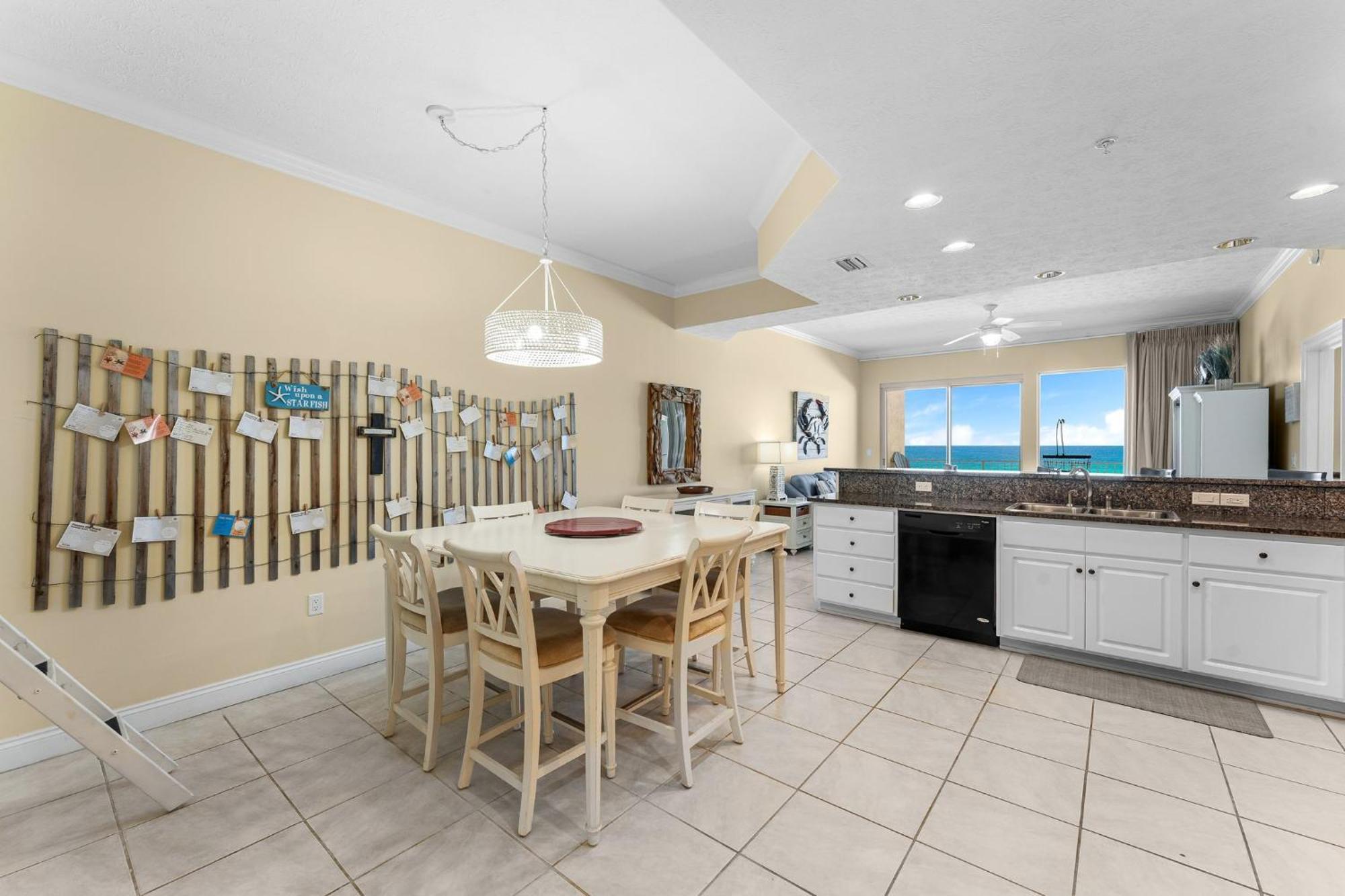 Apartment Treasure Island 0309