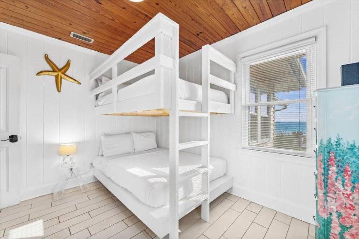 Seaside Serendipity - Wonderful Private Beachfront - Beautiful! Holiday home