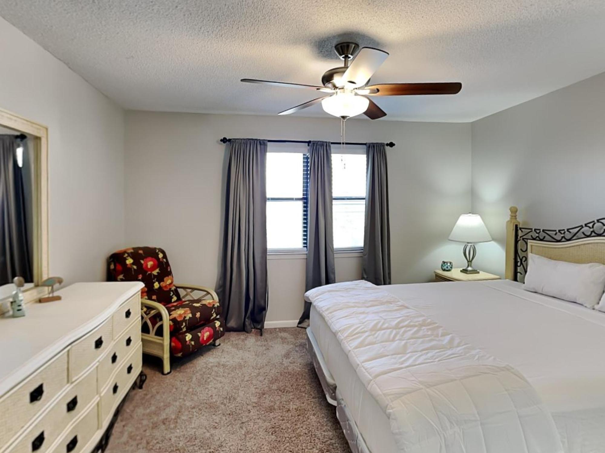 Edgewater 121 * Panama City Beach