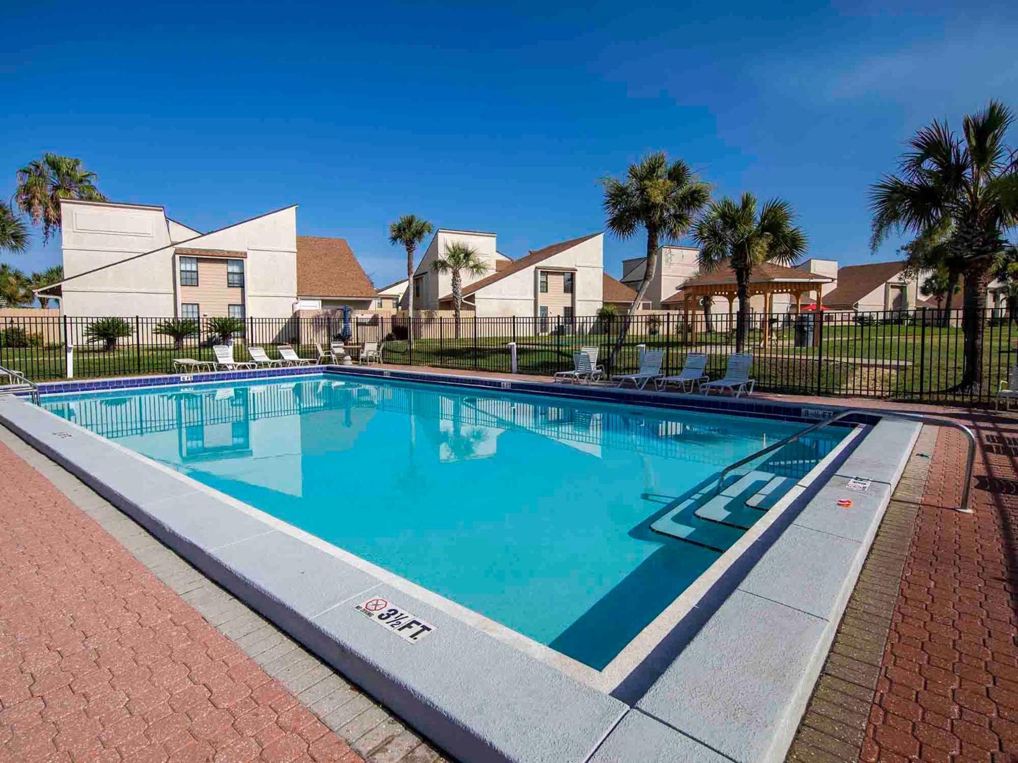 Horizon South 83d Apartment