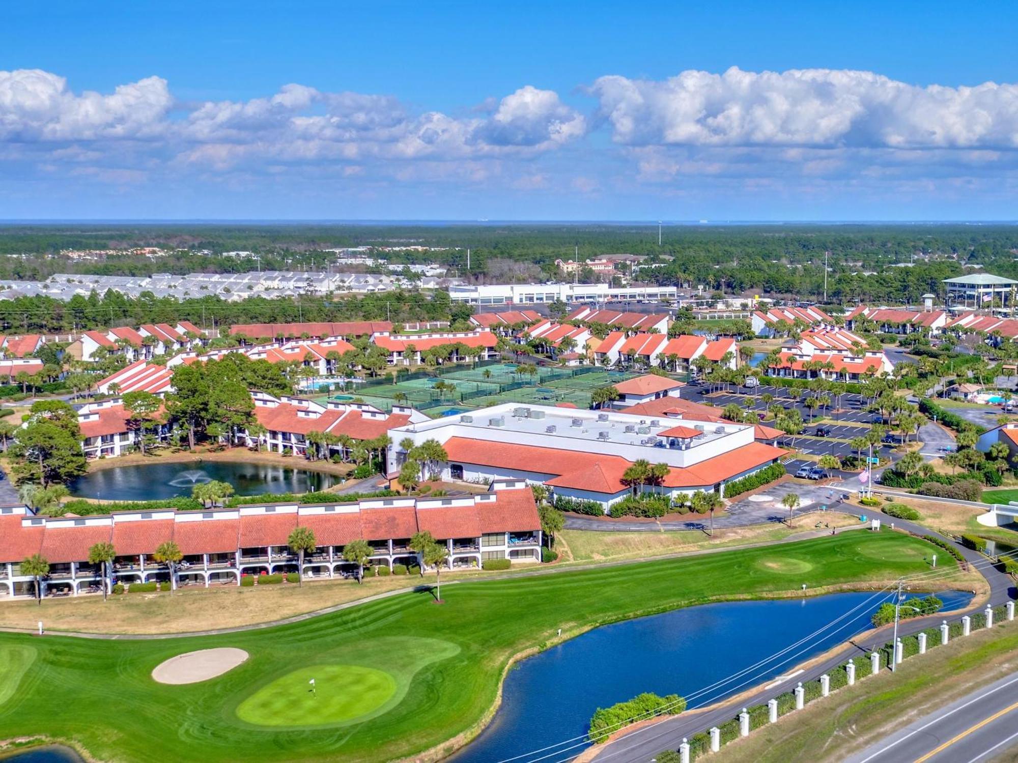 Edgewater And Golf - 1 Bedroom By Collection Apartment *