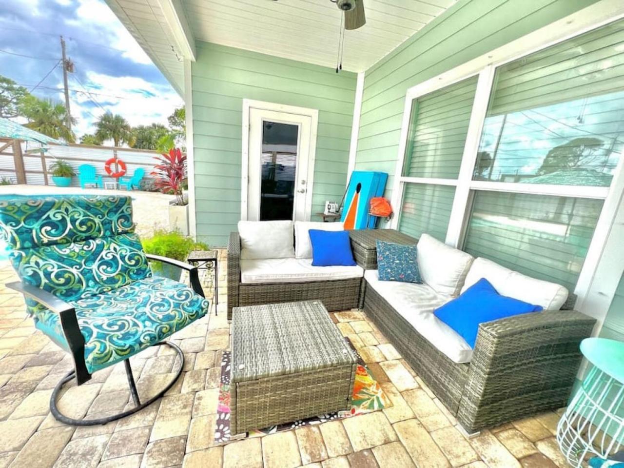 Holiday home With Pool And Golf Cart - Walk To The - Pcb