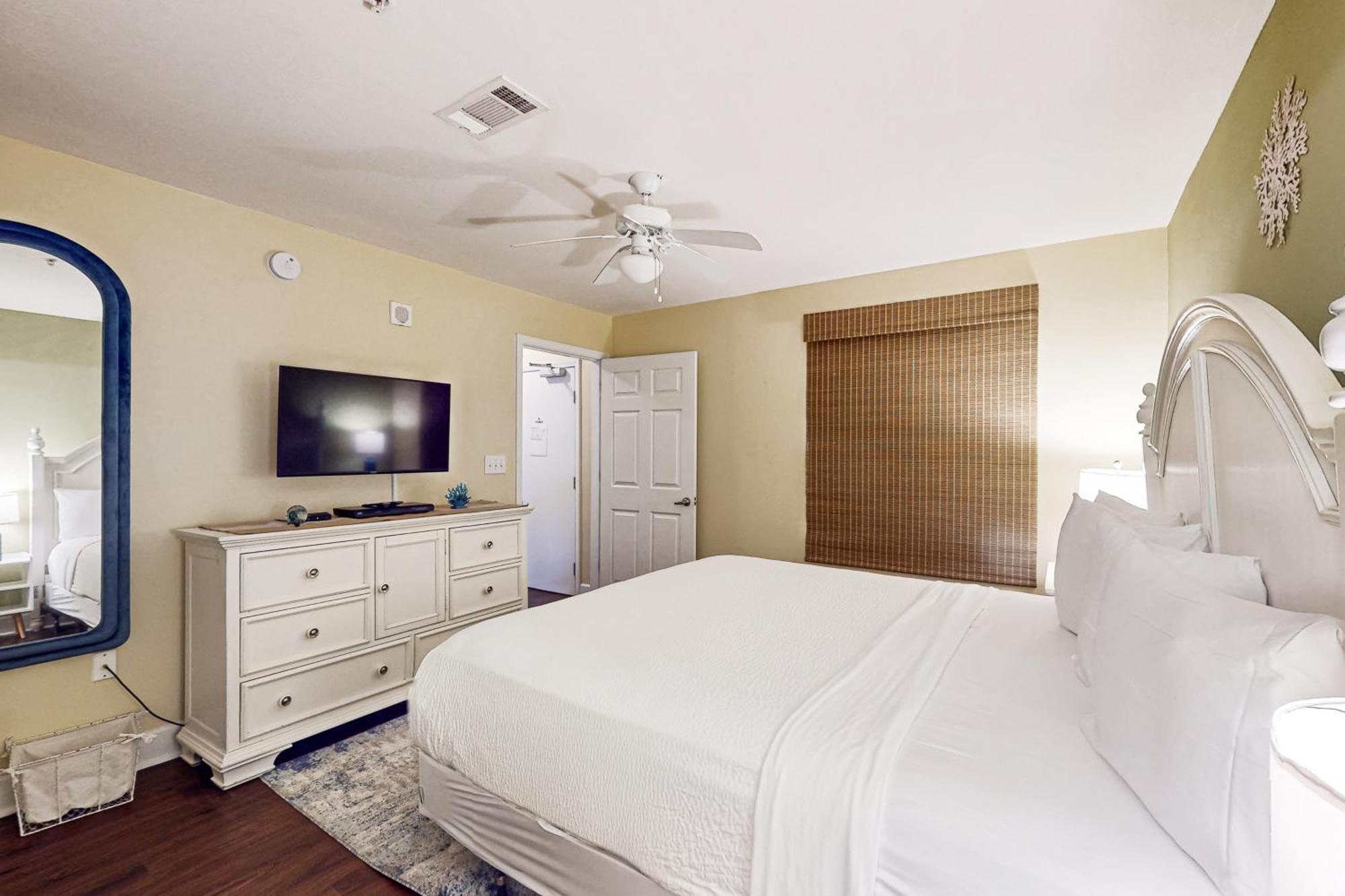 Tidewater 1706 Apartment