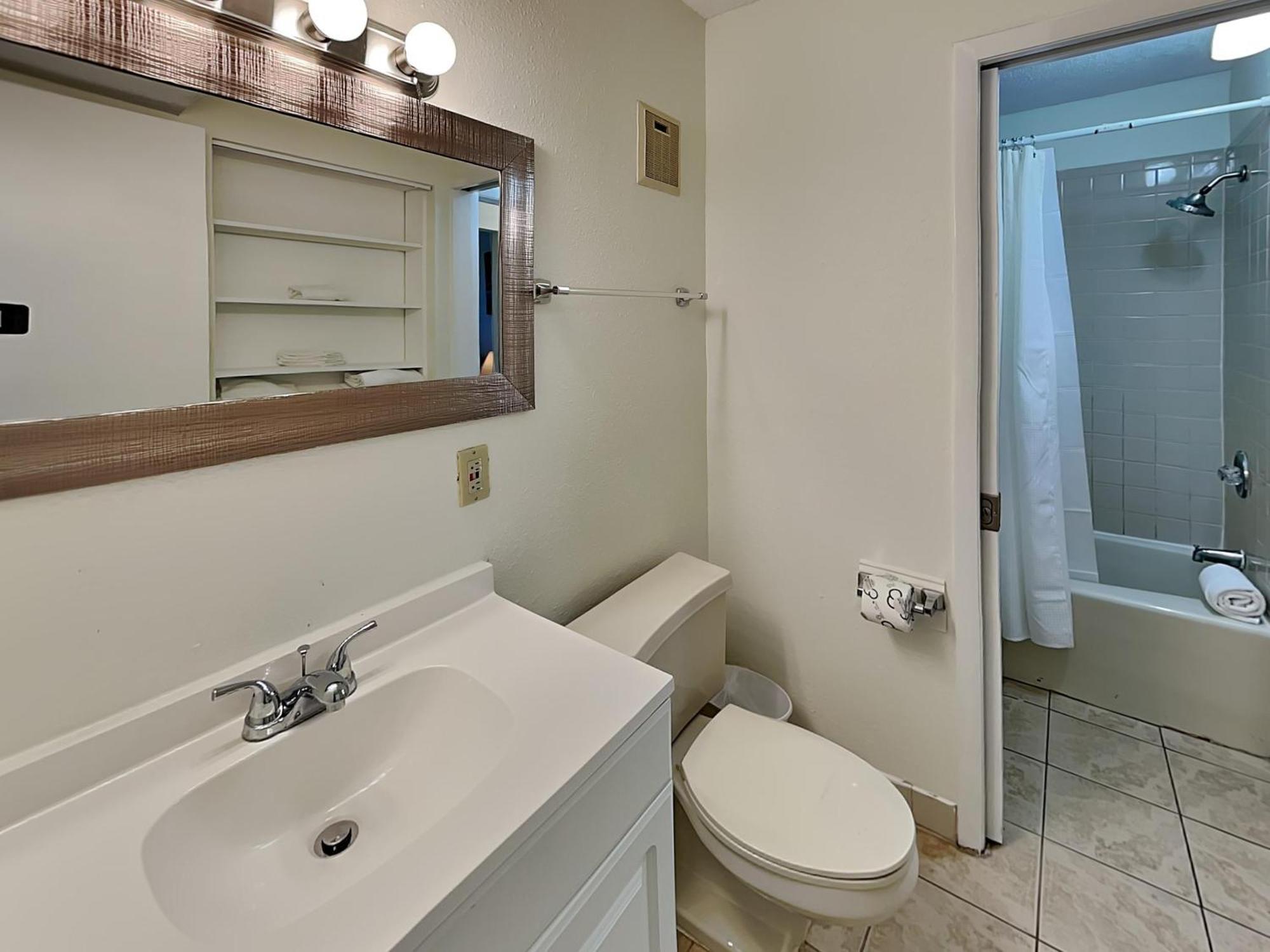 Summit 1102 Apartment *