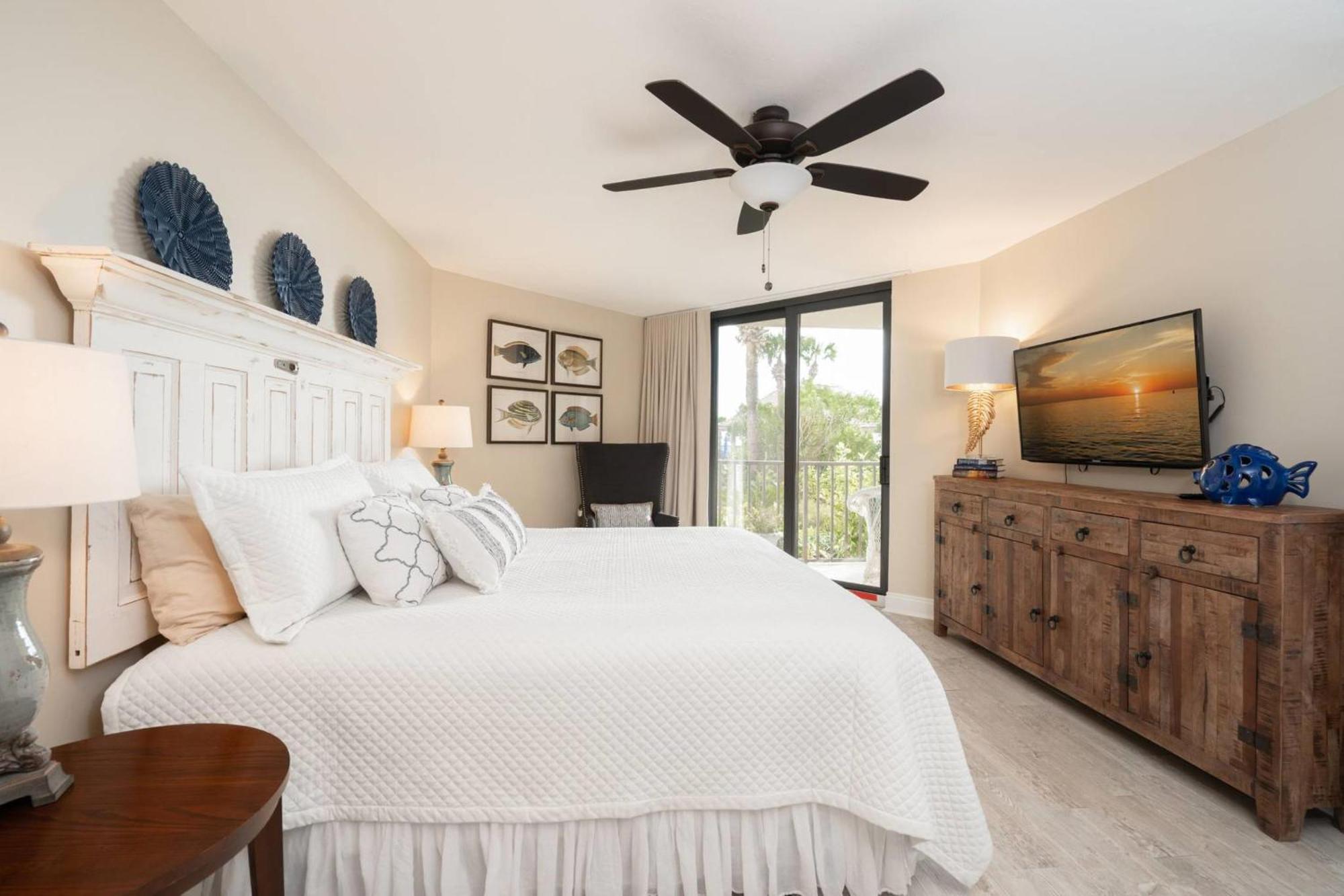 Summerhouse By Panhandle Getaways *