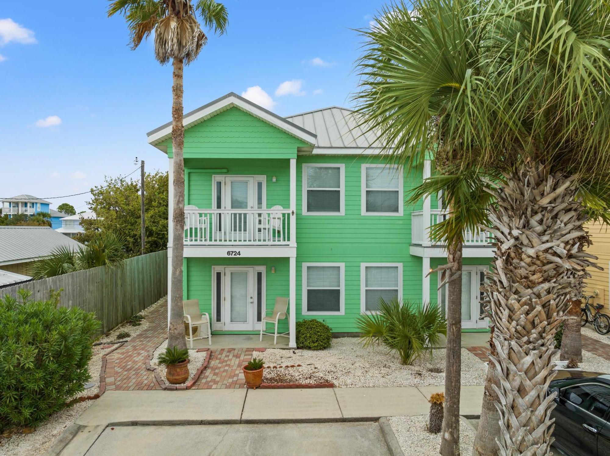 Sago By The Sea: 2-bed, 25-bath Retreat Steps From The Beach, Sleeps 7! Panama City Beach