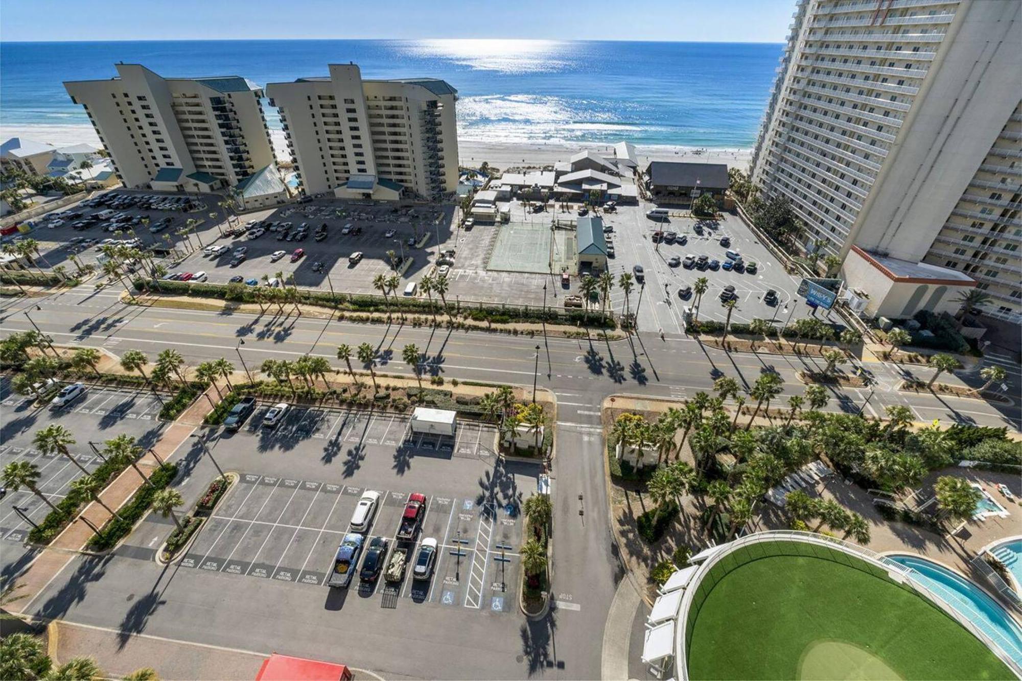 Apartment Laketown Wharf 1527 *