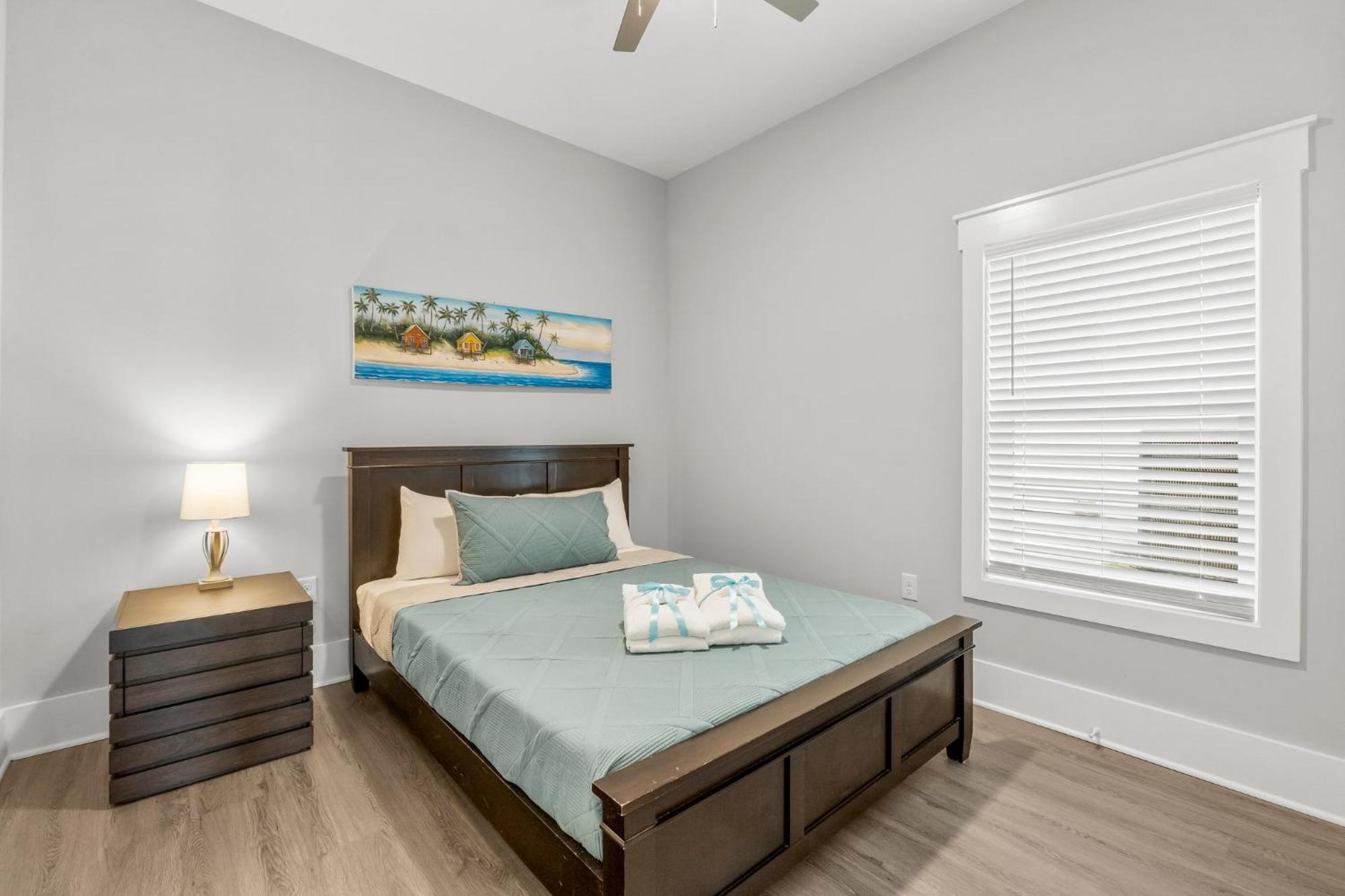 22704 Front Road | Ocean Breeze Holiday home *