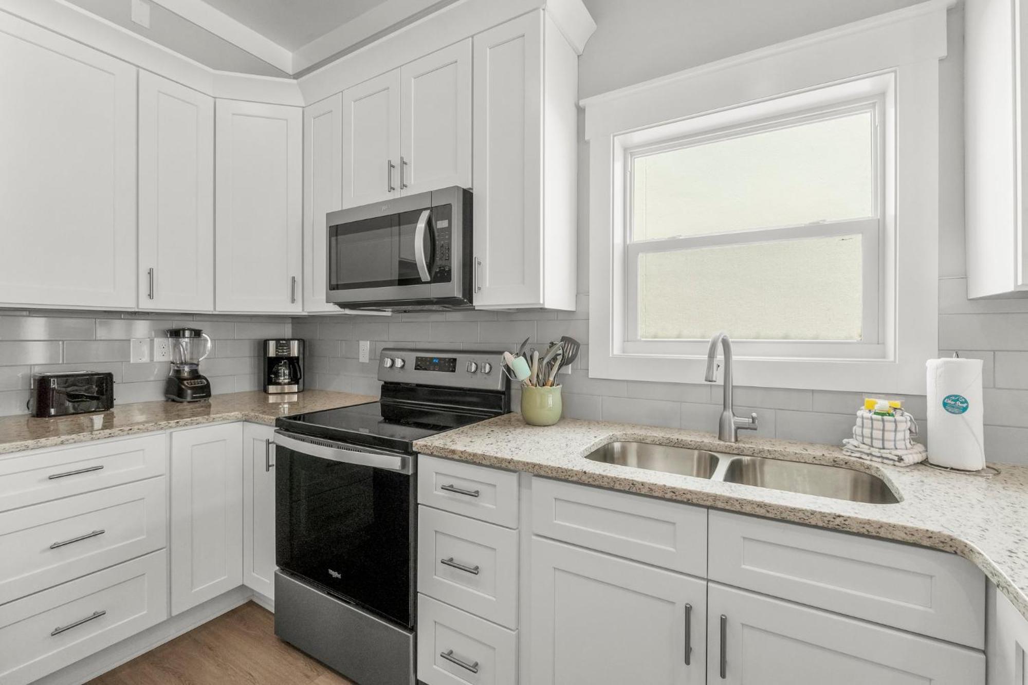22704 Front Road | Ocean Breeze * Panama City Beach