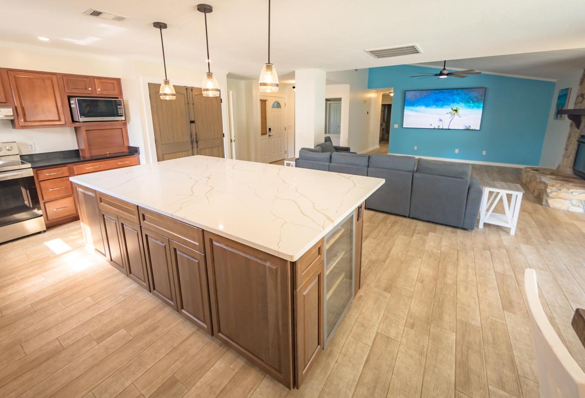 Panhandle Paradise, Heated Pool, Hot Tub, Mini & Disc Golf, Game * Panama City Beach