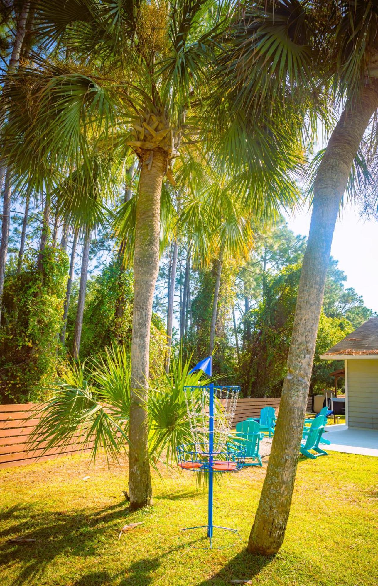 Panhandle Paradise, Heated Pool, Hot Tub, Mini & Disc Golf, Game Holiday home *