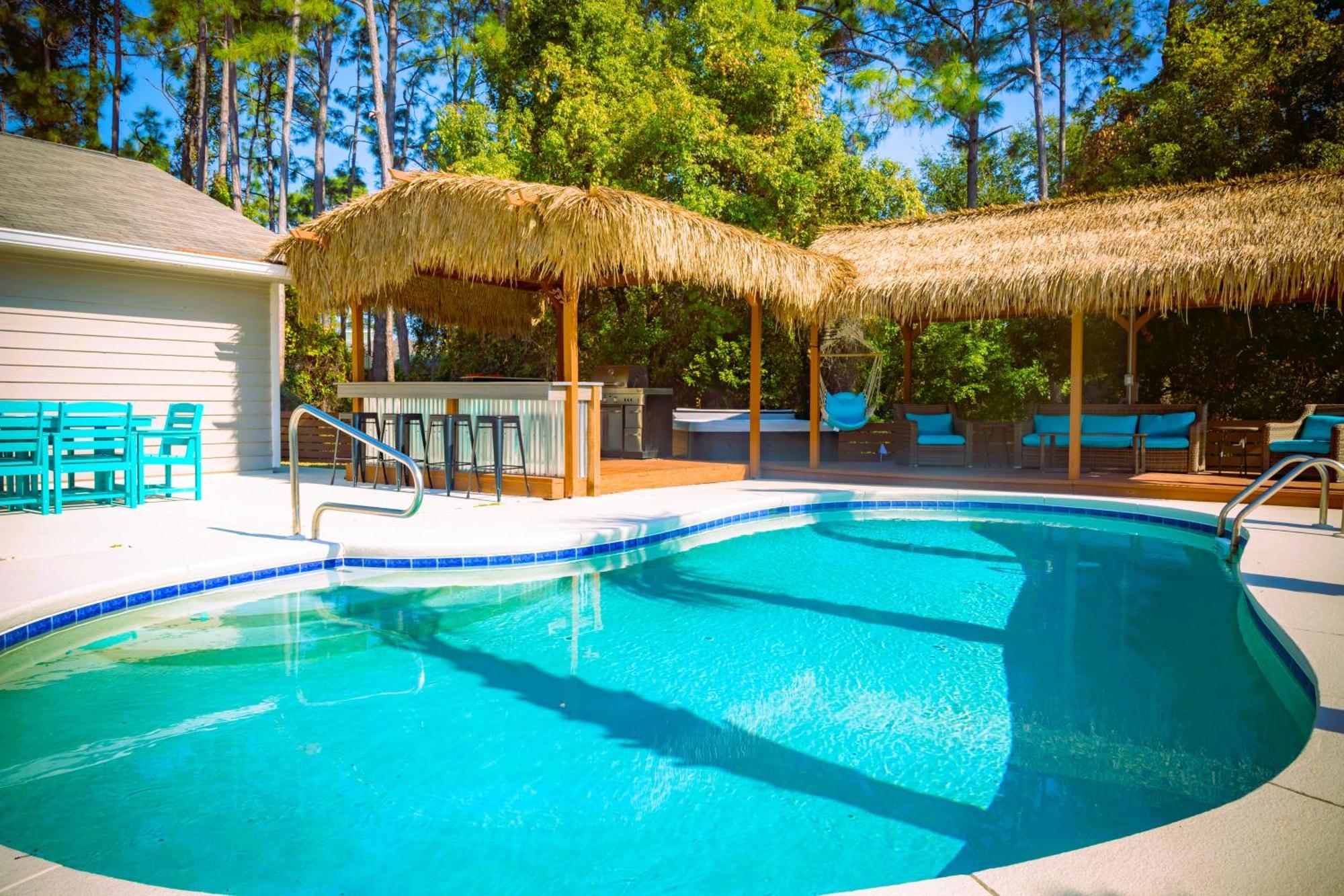Panhandle Paradise, Heated Pool, Hot Tub, Mini & Disc Golf, Game Holiday home *