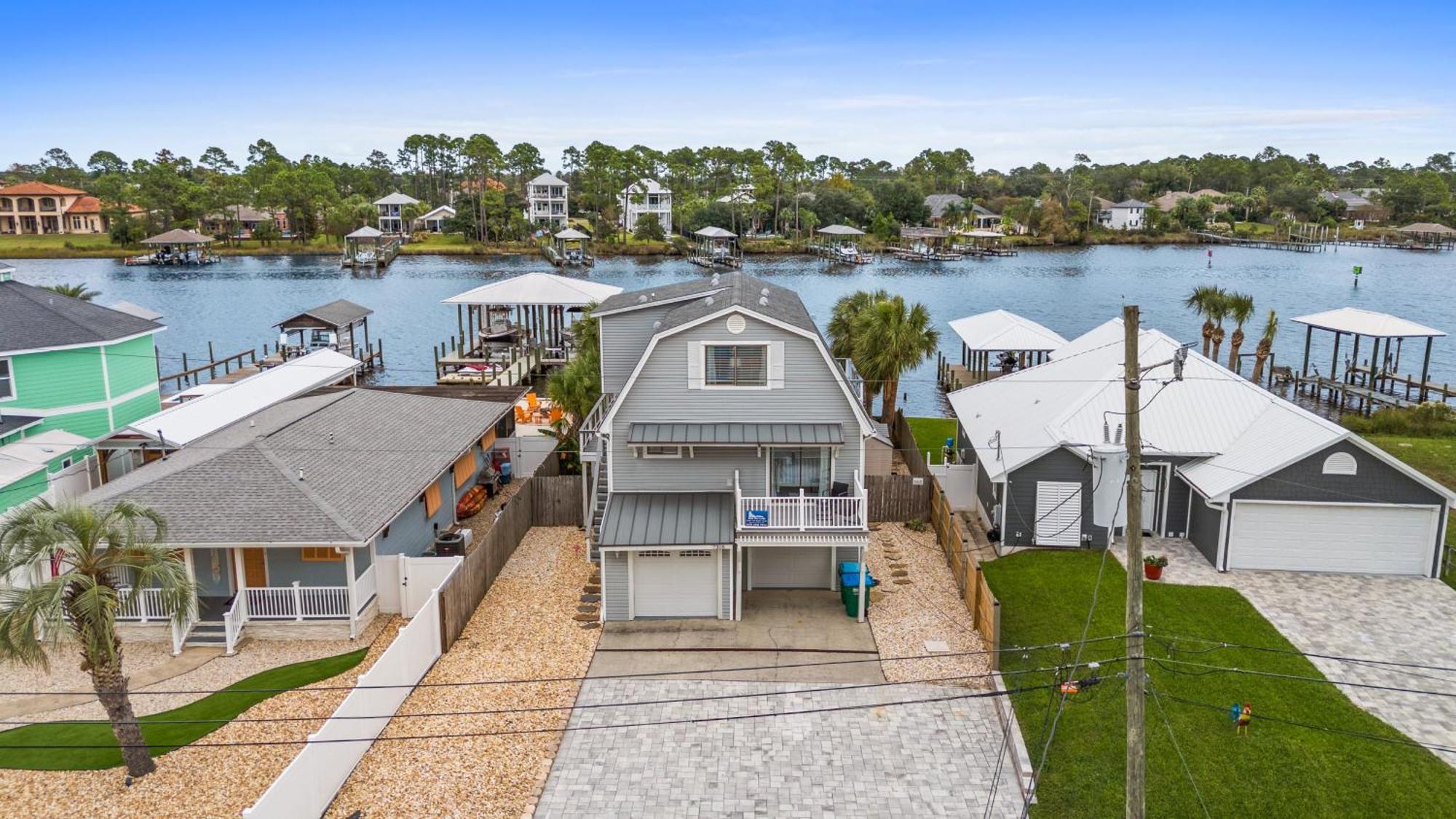 Holiday home Lagoon Cocune By Book That