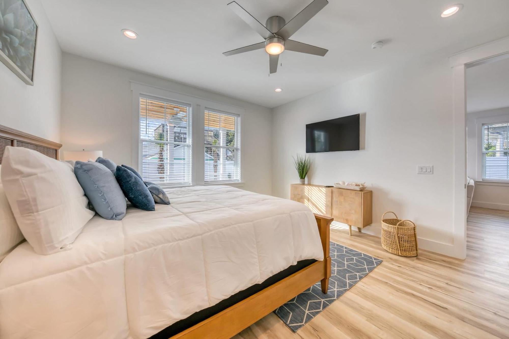 Joyful Sound By Avantstay Walk To The Holiday home Panama City Beach