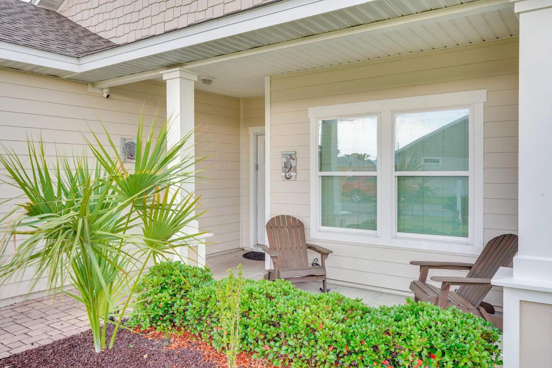 Holiday home Beachside Sunrise Beautiful 4 Bedroom 2 Bath Spacious And Serene