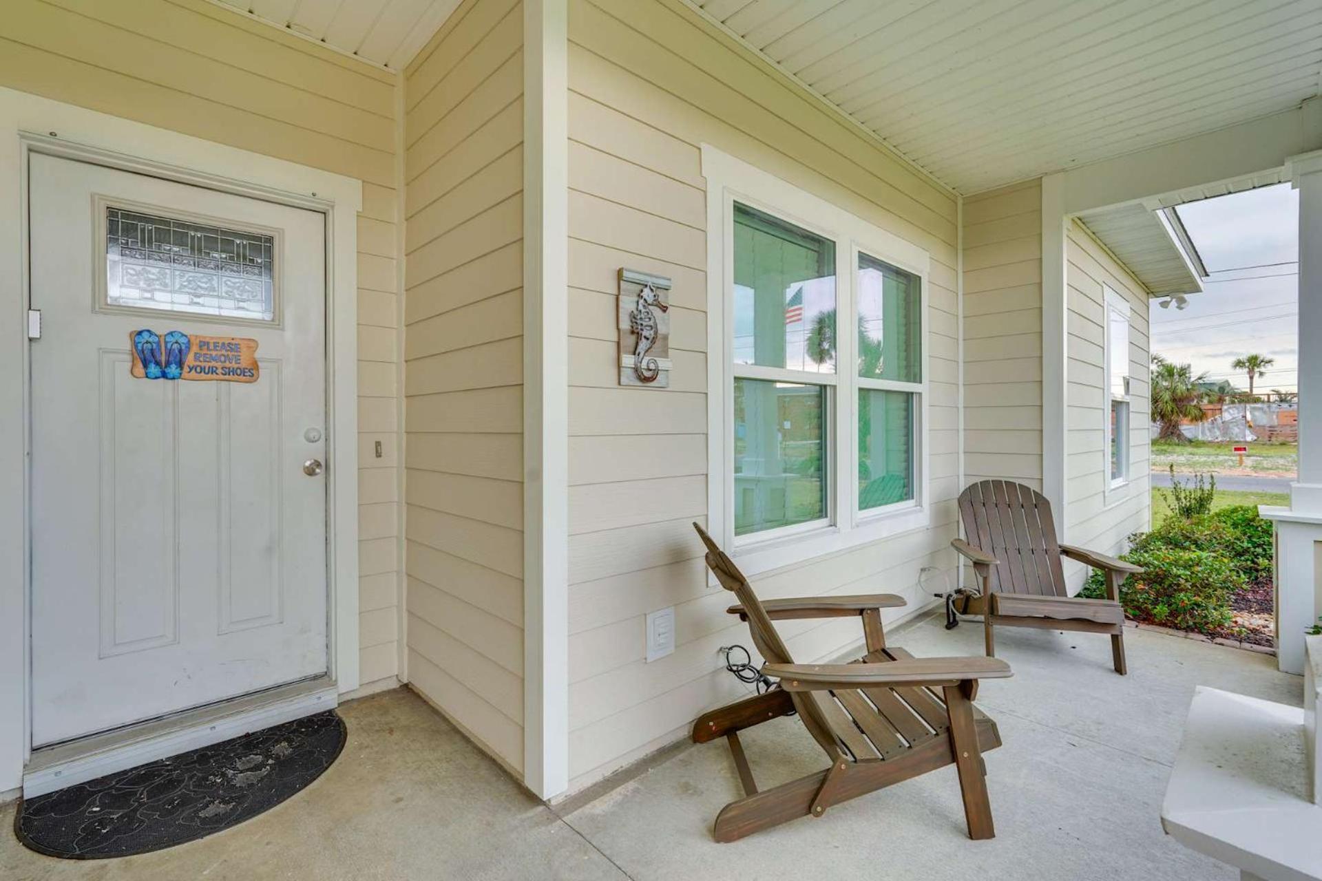 Beachside Sunrise Beautiful 4 Bedroom 2 Bath Spacious And Serene