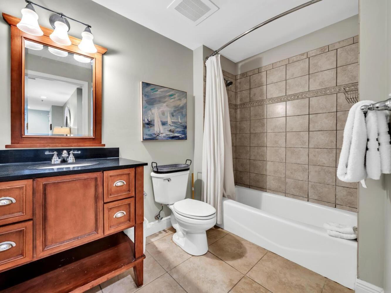 Holiday home Sterling Breeze 205