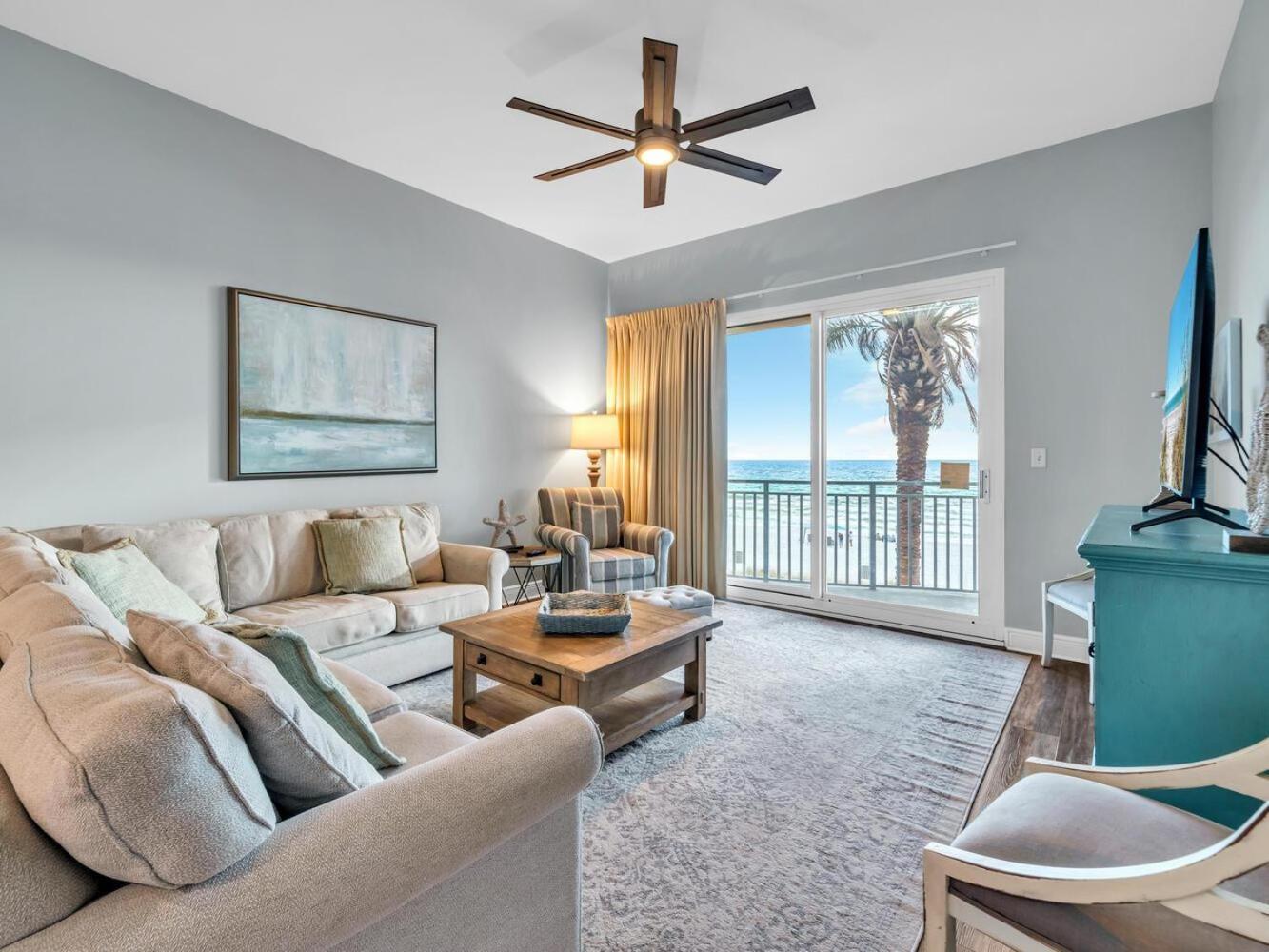 Sterling Breeze 205 Holiday home