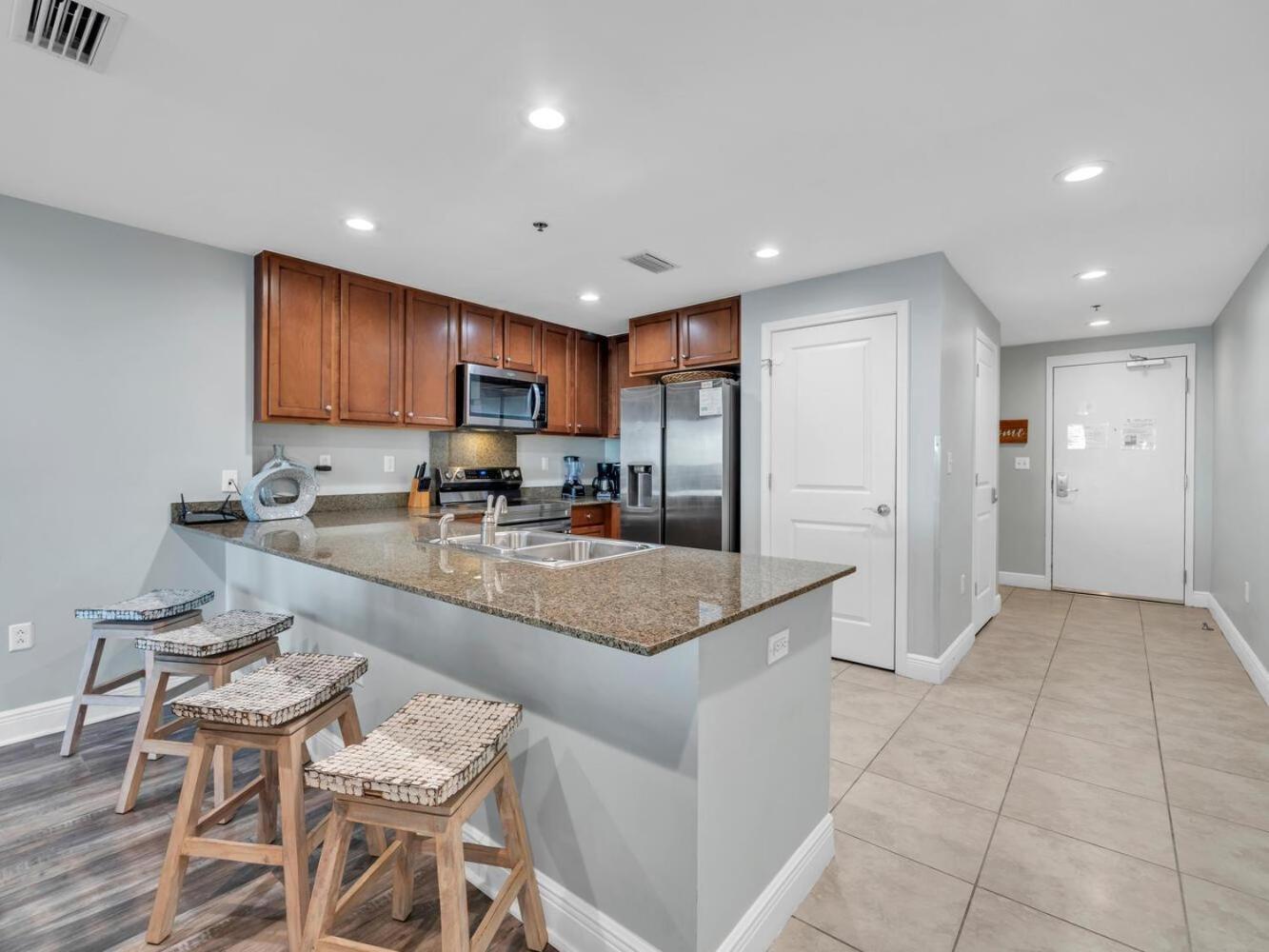 Sterling Breeze 205 Holiday home *