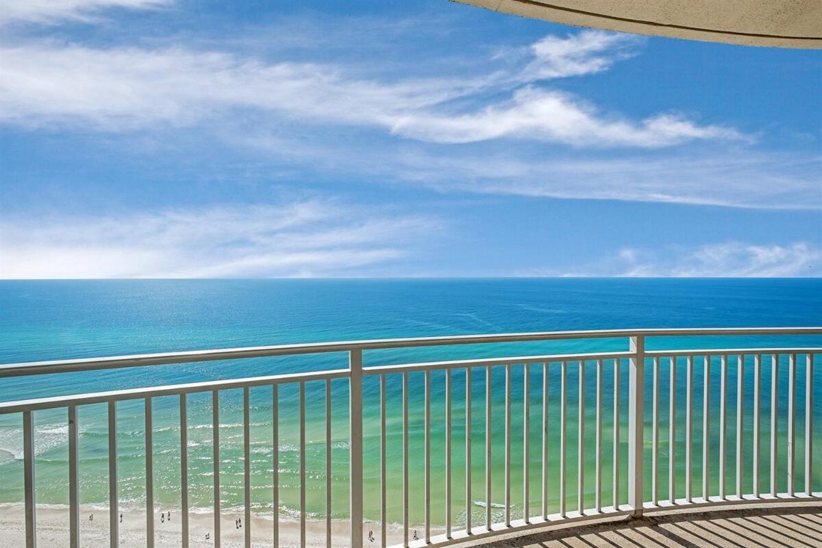 Aqua 2004 Apartment