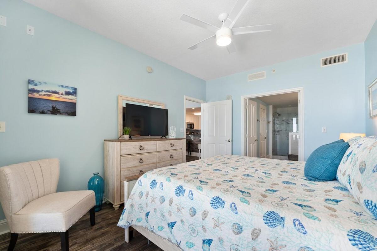 Aqua 408