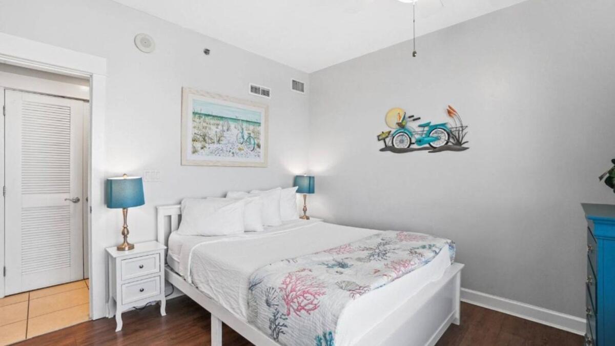 Grand Panama 1801 Apartment
