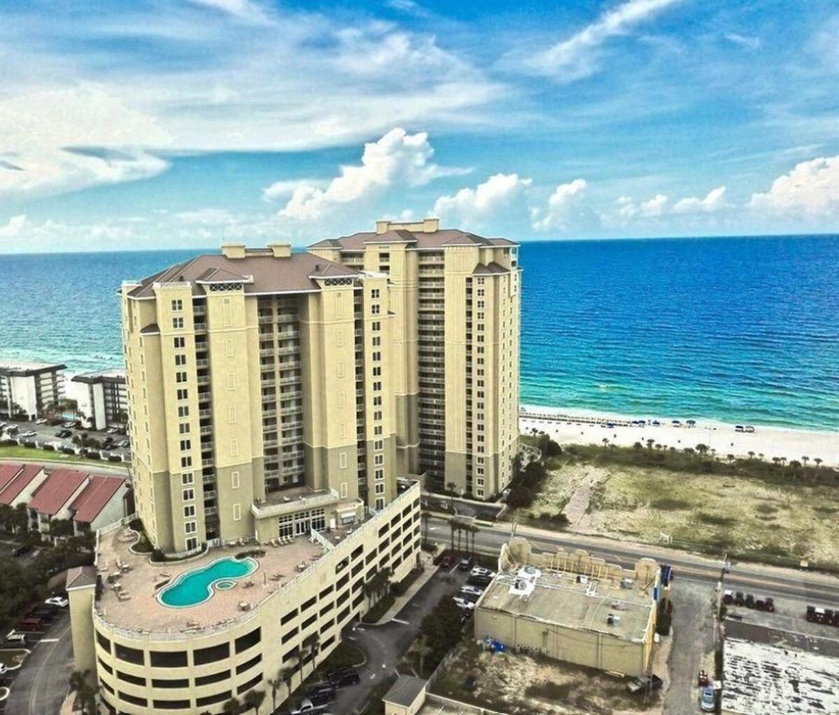 Grand Panama 407 Apartment