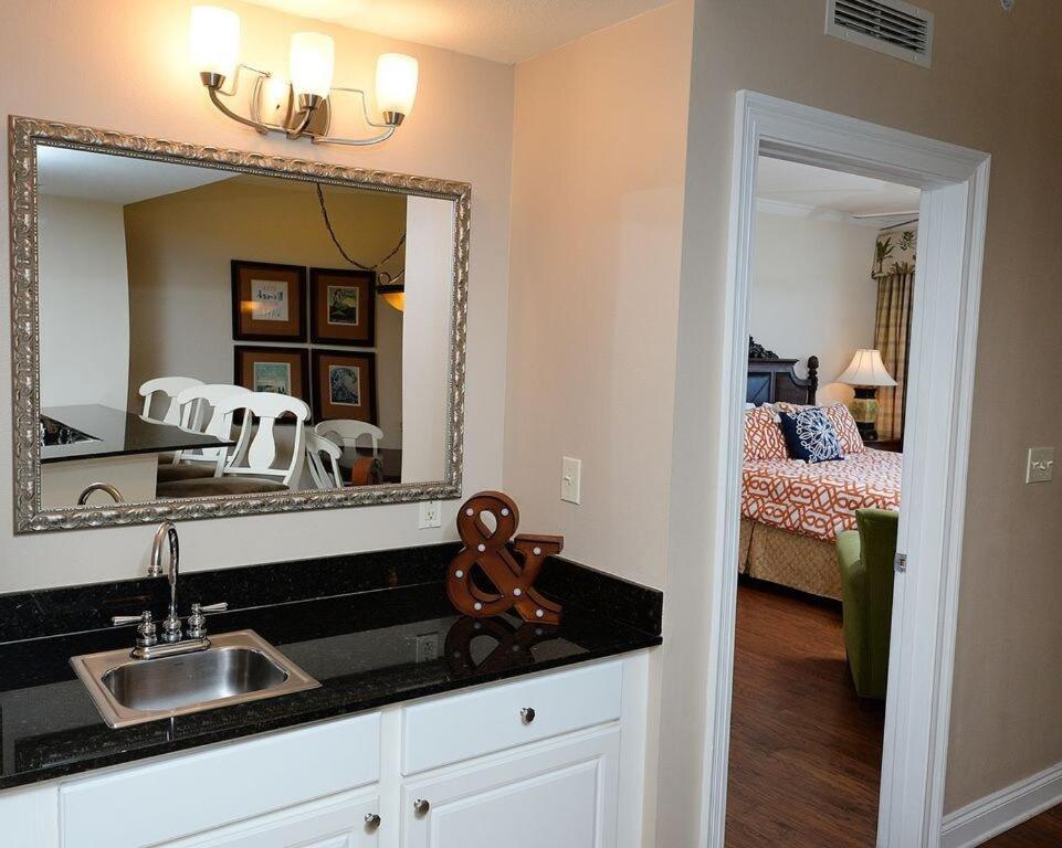 1202 East Calypso Gulf Front 3bedroom 2 Bath