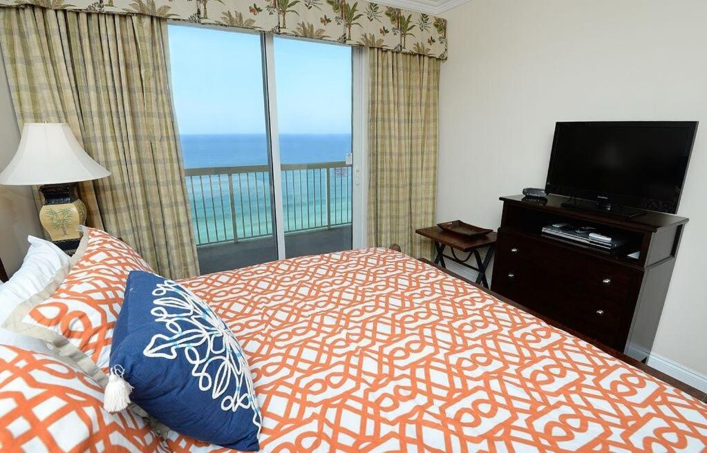 1202 East Calypso Gulf Front 3bedroom 2 Bath *