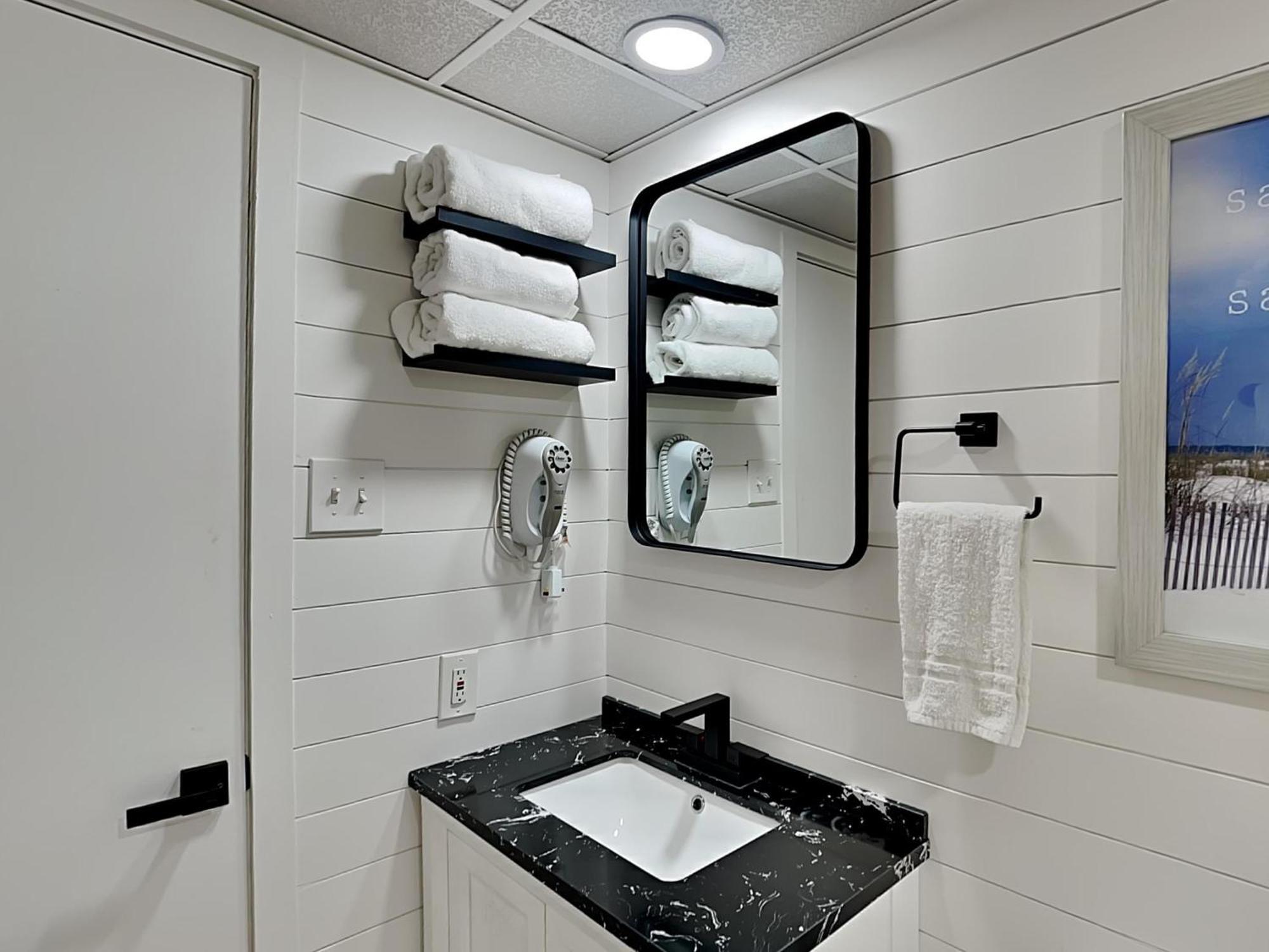 Apartment Edgewater Leeward #201 Panama City Beach