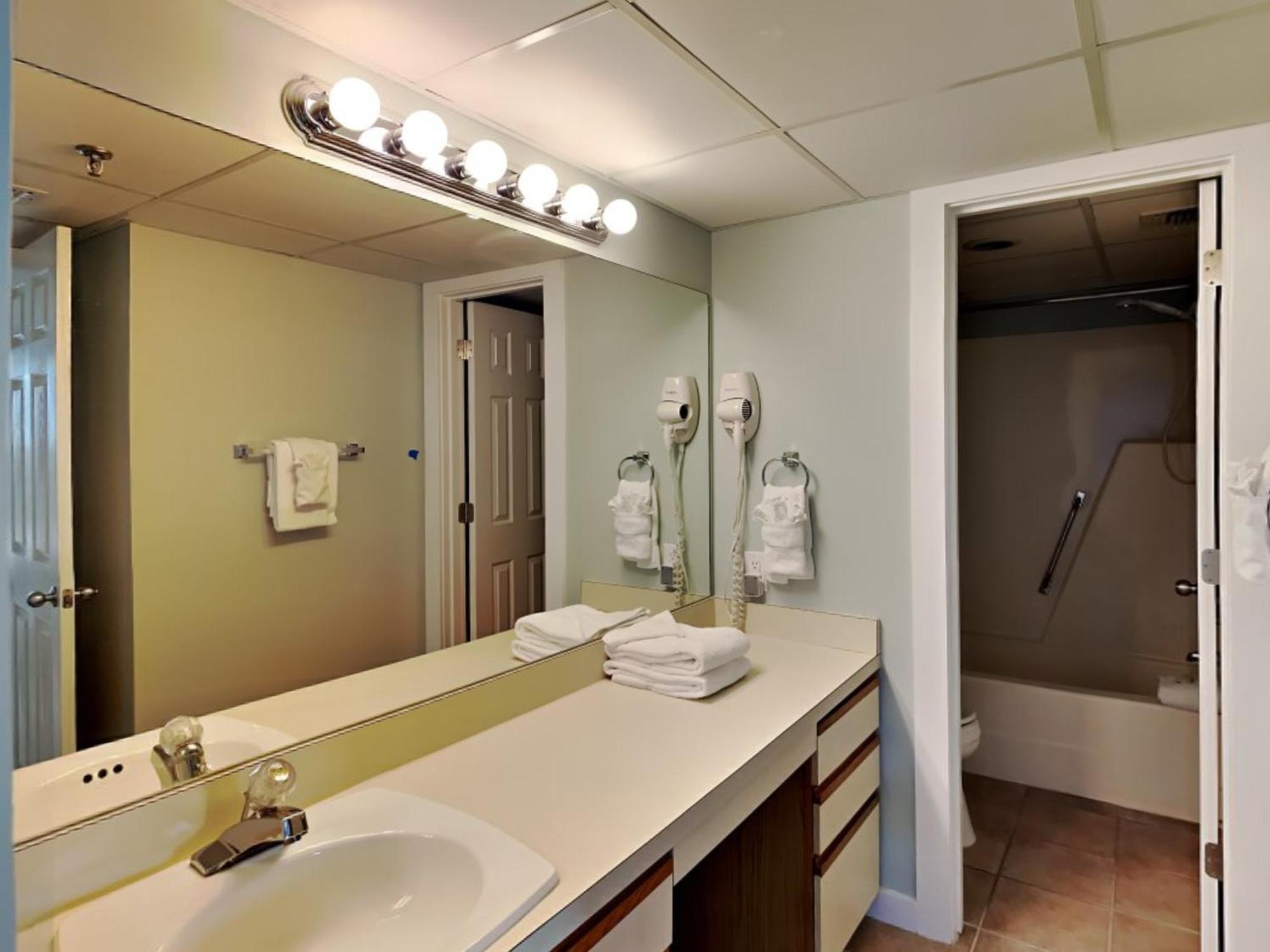 Watercrest 1401 Apartment