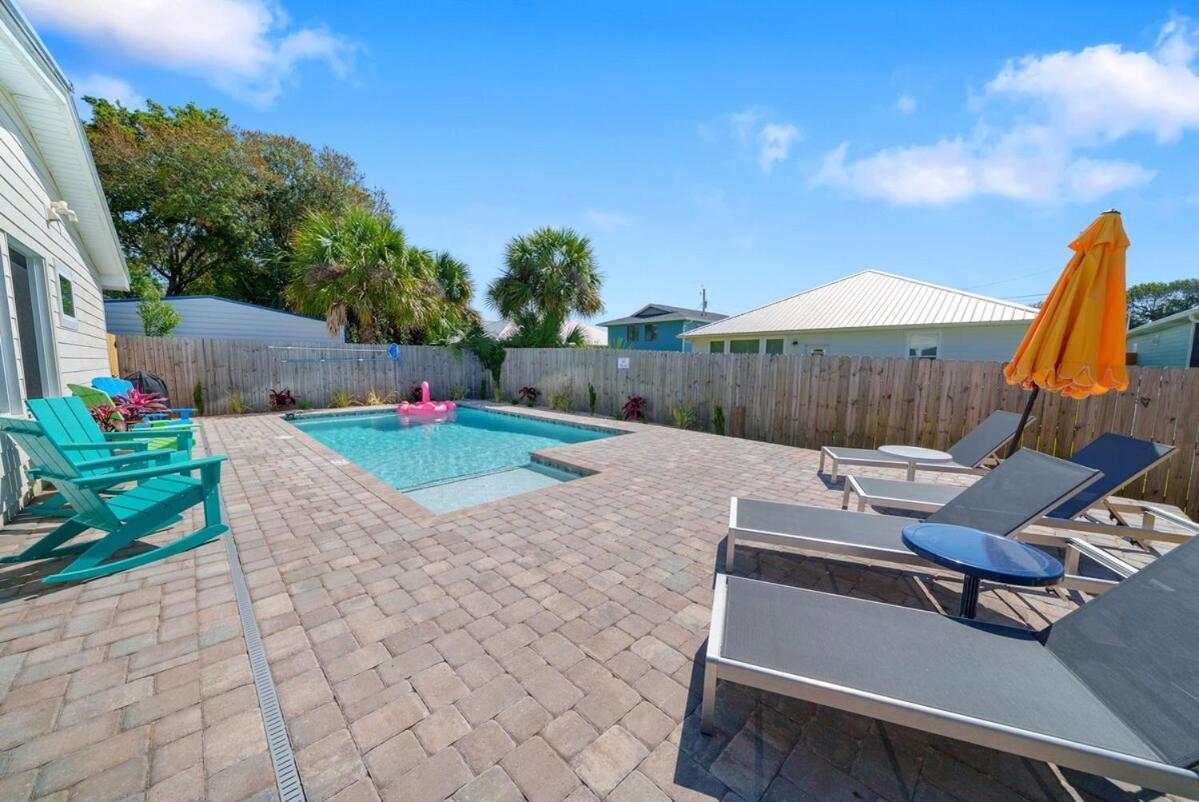 Holiday home Baby Brand New Pool Golf Cart Included 3br
