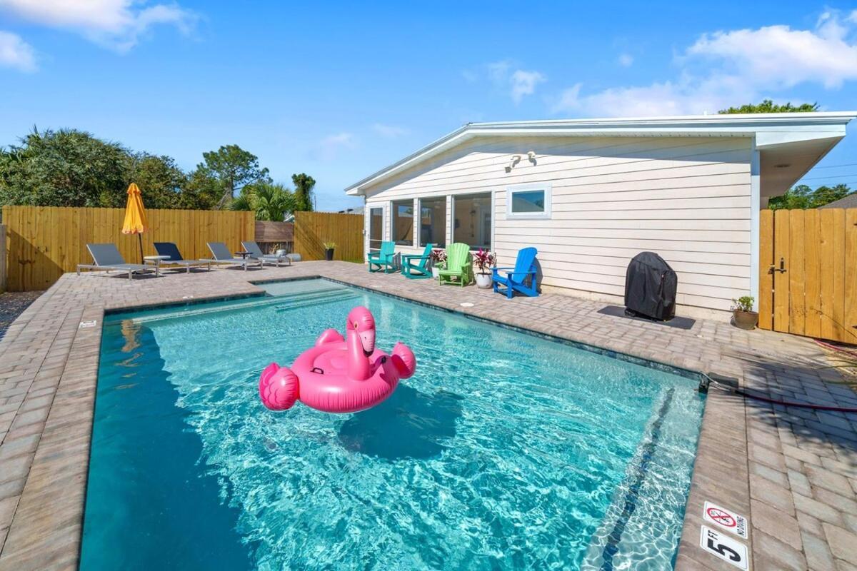 Holiday home Baby Brand New Pool Golf Cart Included 3br