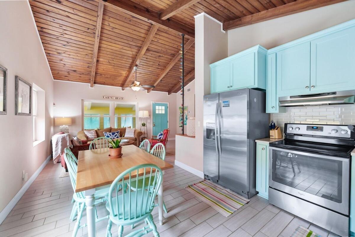 Holiday home Baby Brand New Pool Golf Cart Included 3br *