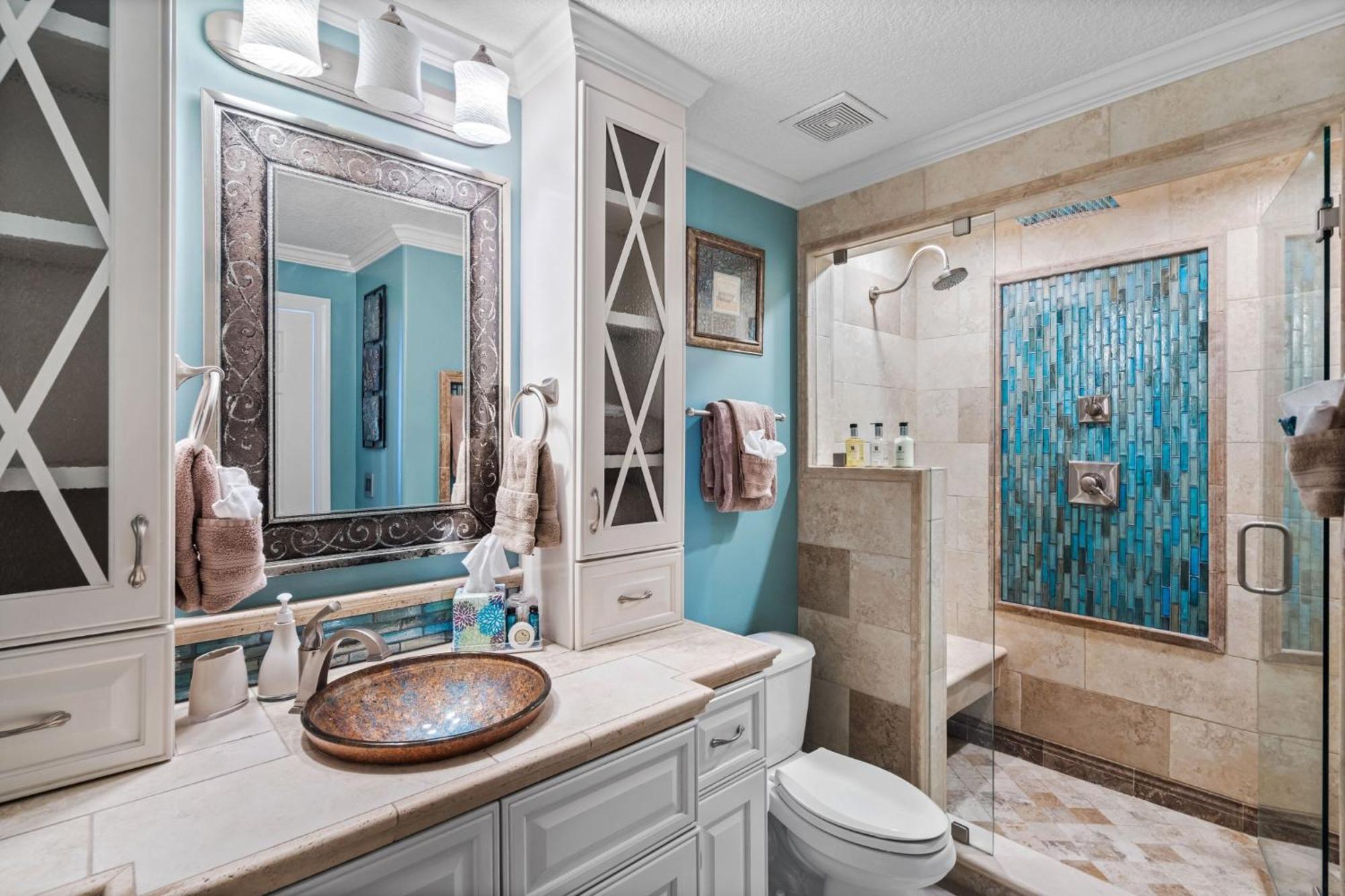 Tropic Winds Luxury