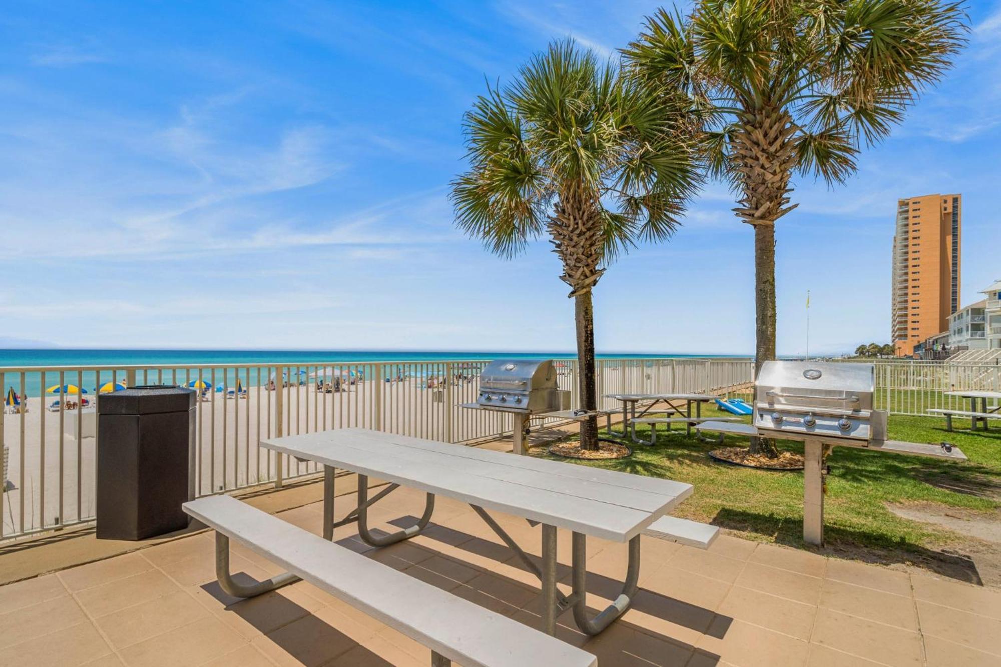 Tropic Winds Luxury Holiday home