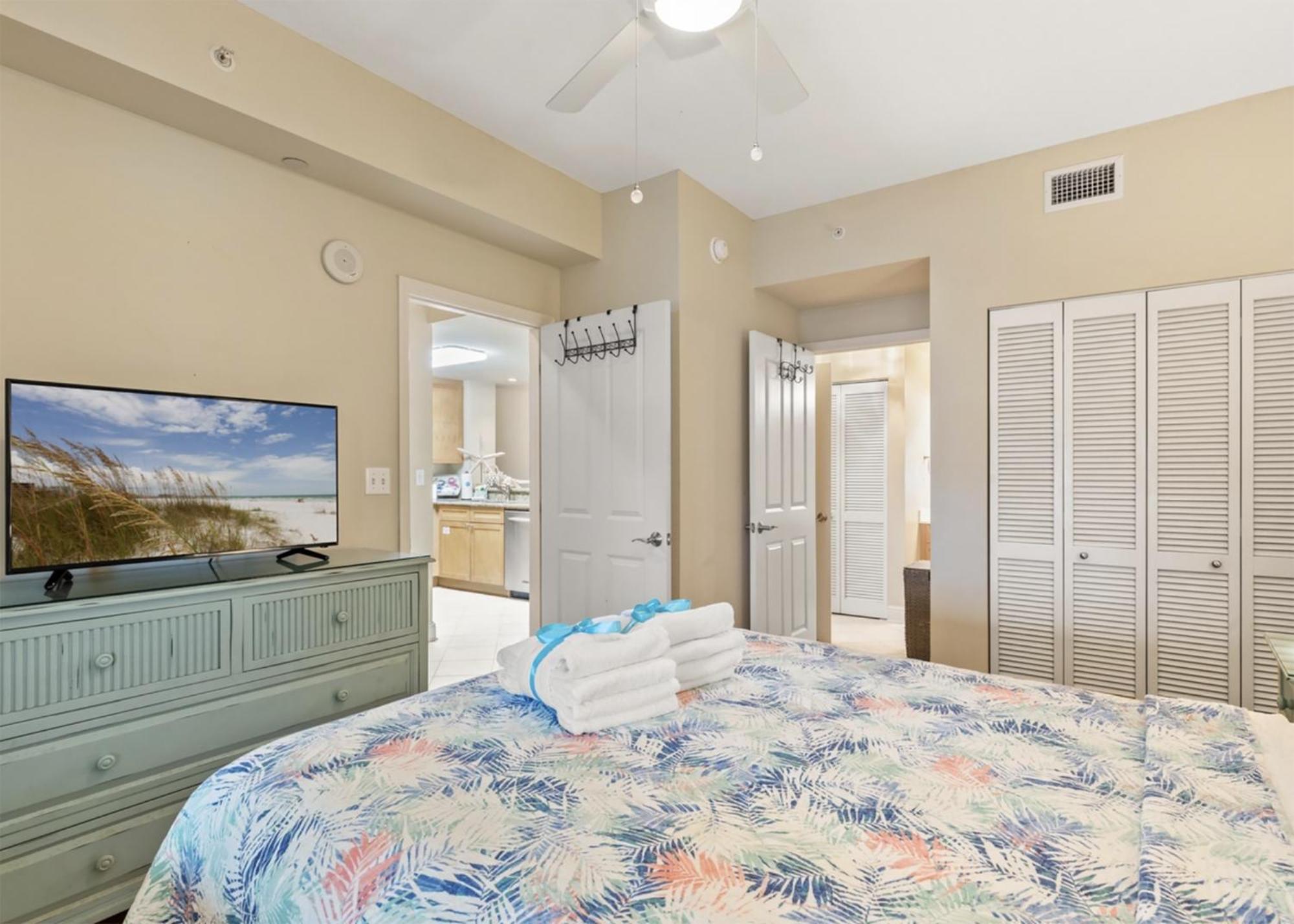 Aqua 1207 By Emerald Coast Retreats * Panama City Beach