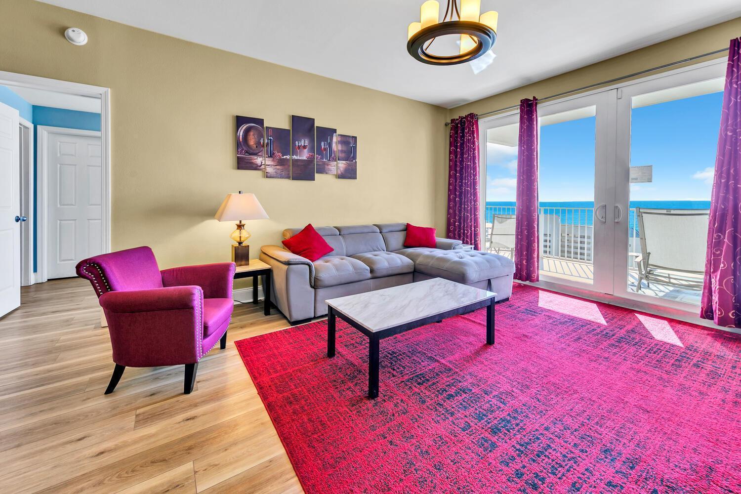 Laketown Wharf 1527 Apartment