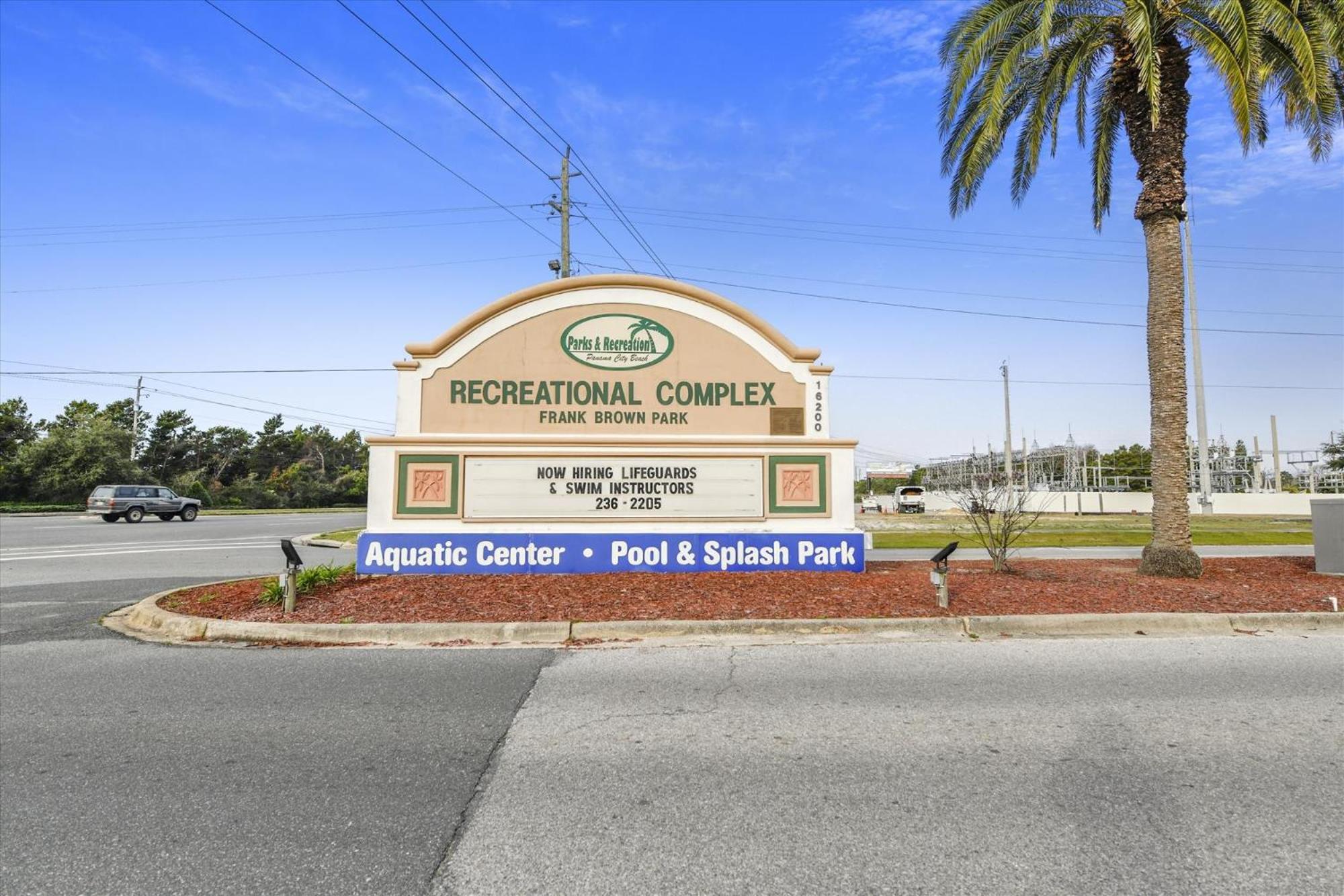 2340 Grand Oaks Ln Holiday home *