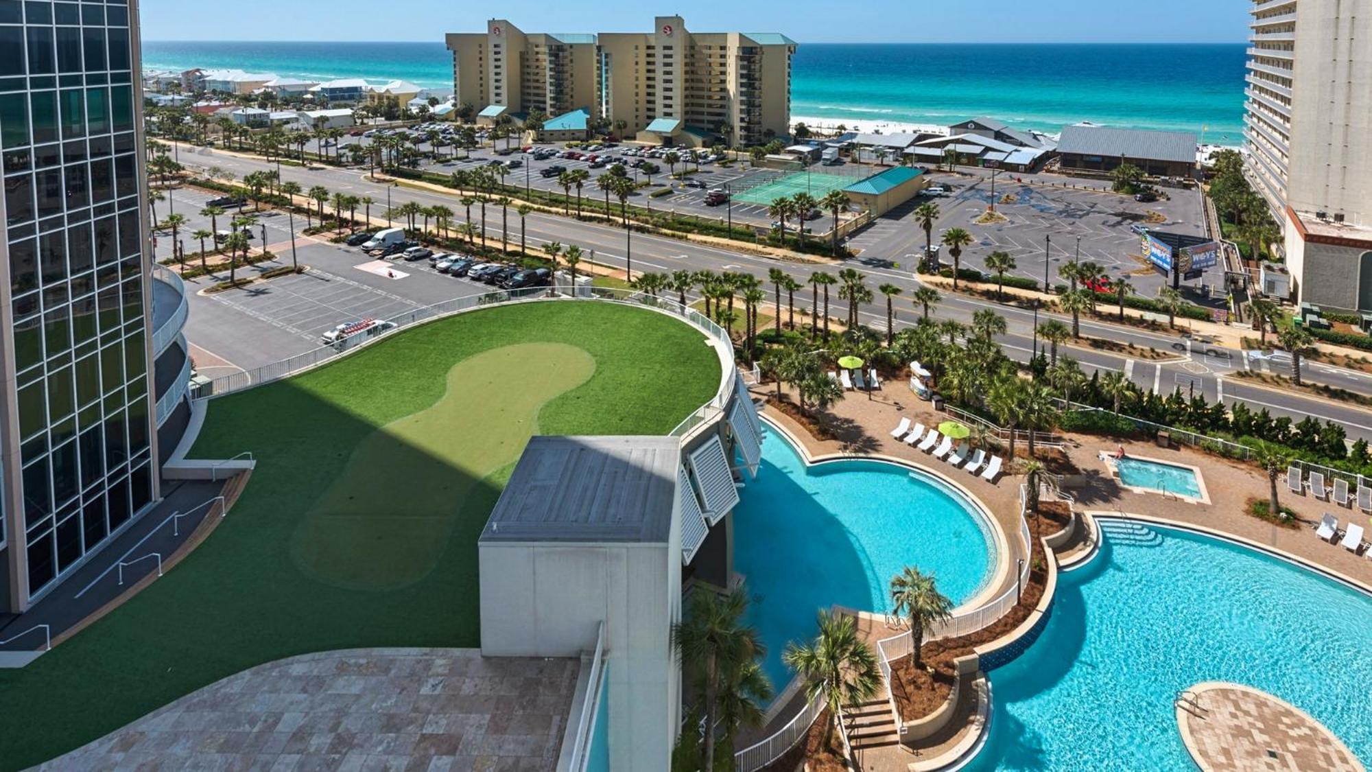 Laketown 1730 Gorgeous 2 Bd Bunks, Gulf Views, Amenities Panama City Beach