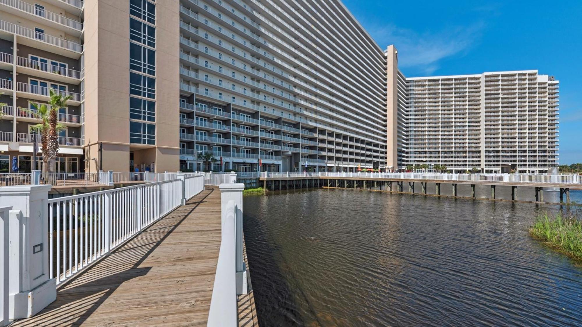 Laketown 1730 Gorgeous 2 Bd Bunks, Gulf Views, Amenities