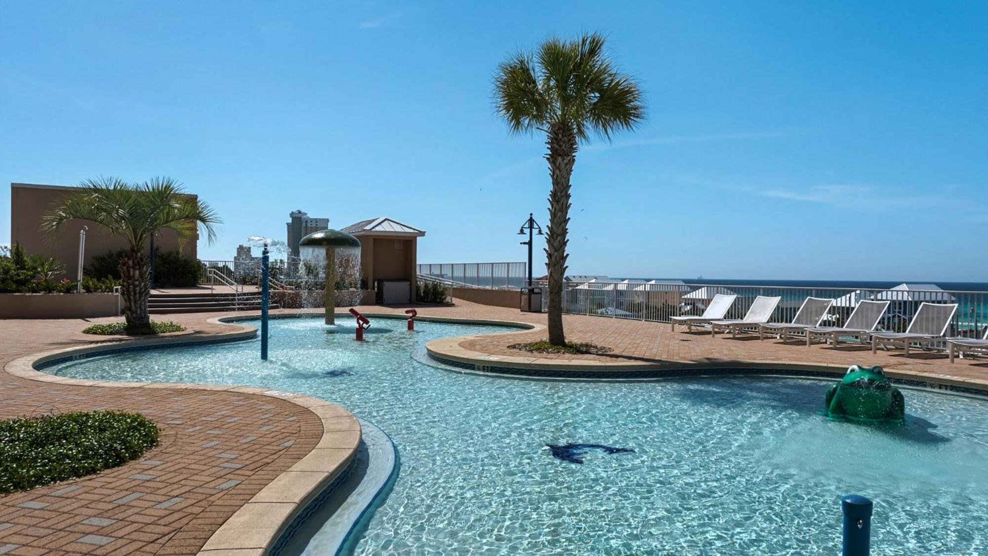 Laketown 1730 Gorgeous 2 Bd Bunks, Gulf Views, Amenities Panama City Beach