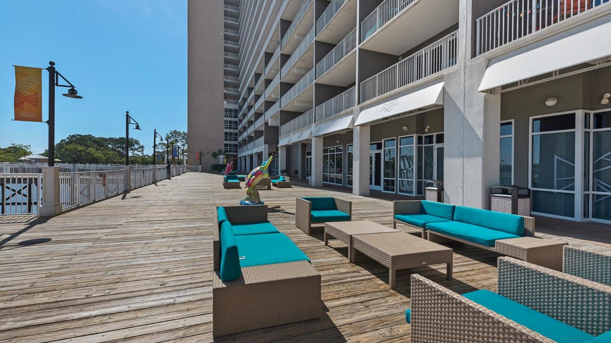 Laketown 1730 Gorgeous 2 Bd Bunks, Gulf Views, Amenities Panama City Beach
