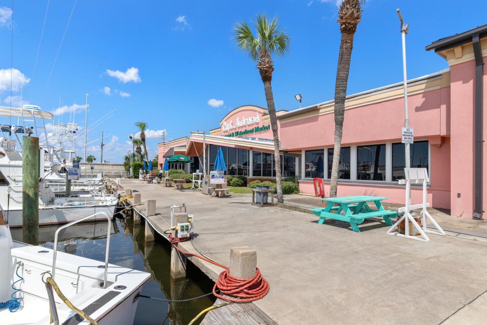 Gorgeous 3bd/25ba New W/ Private Heated Pool Steps From Beach! Holiday home