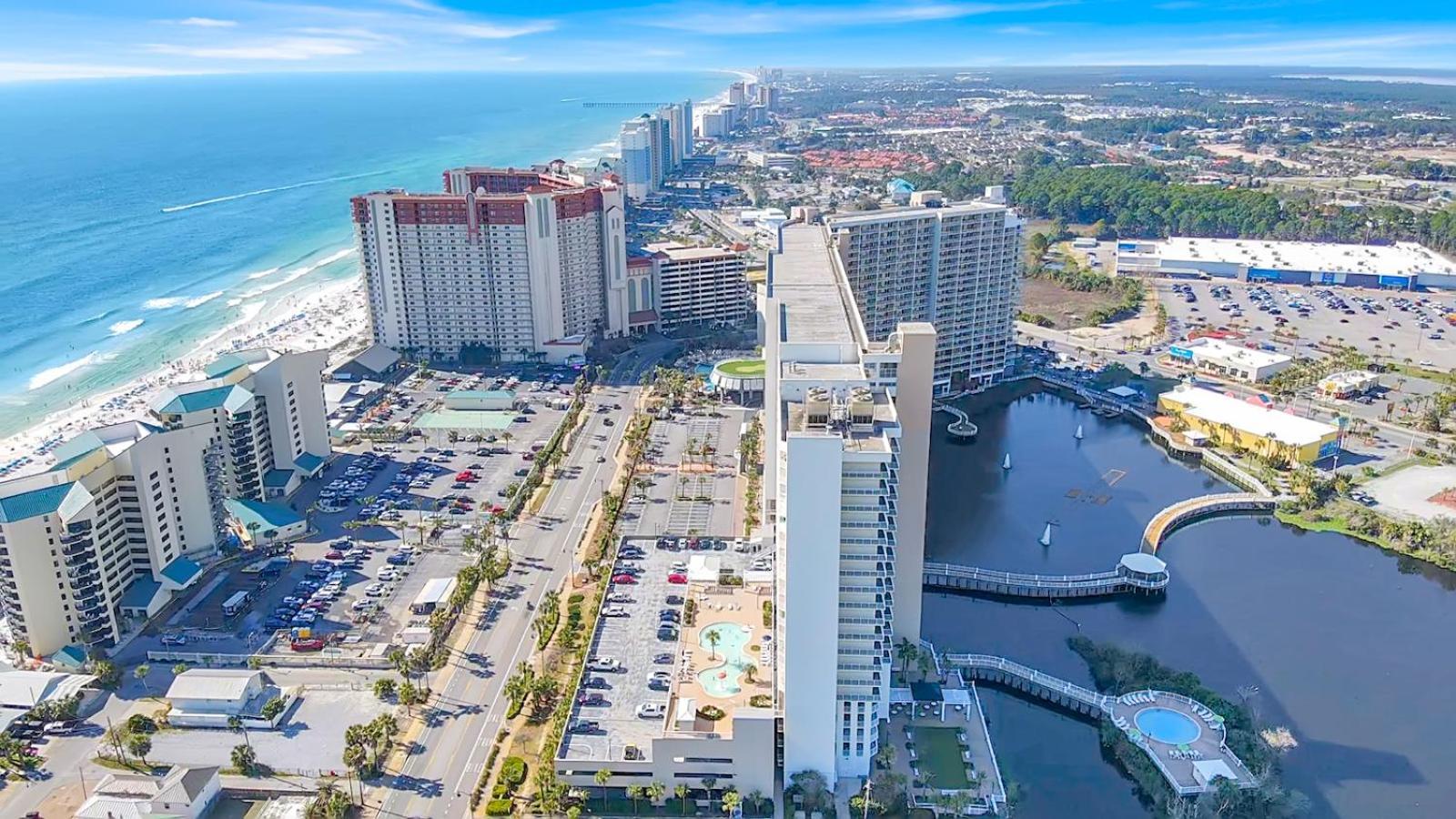 Apartment Blue Turtle At Laketown