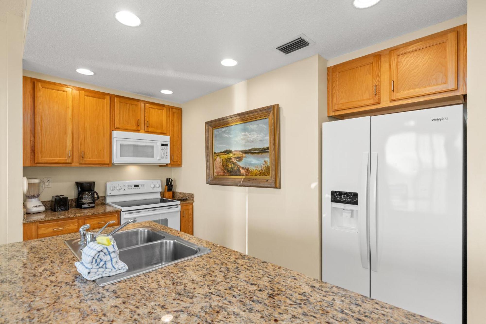 Holiday home Beachfront Bliss Awaits: 2-bed, 2-bath At Sterling Reef - Sleeps 6! *