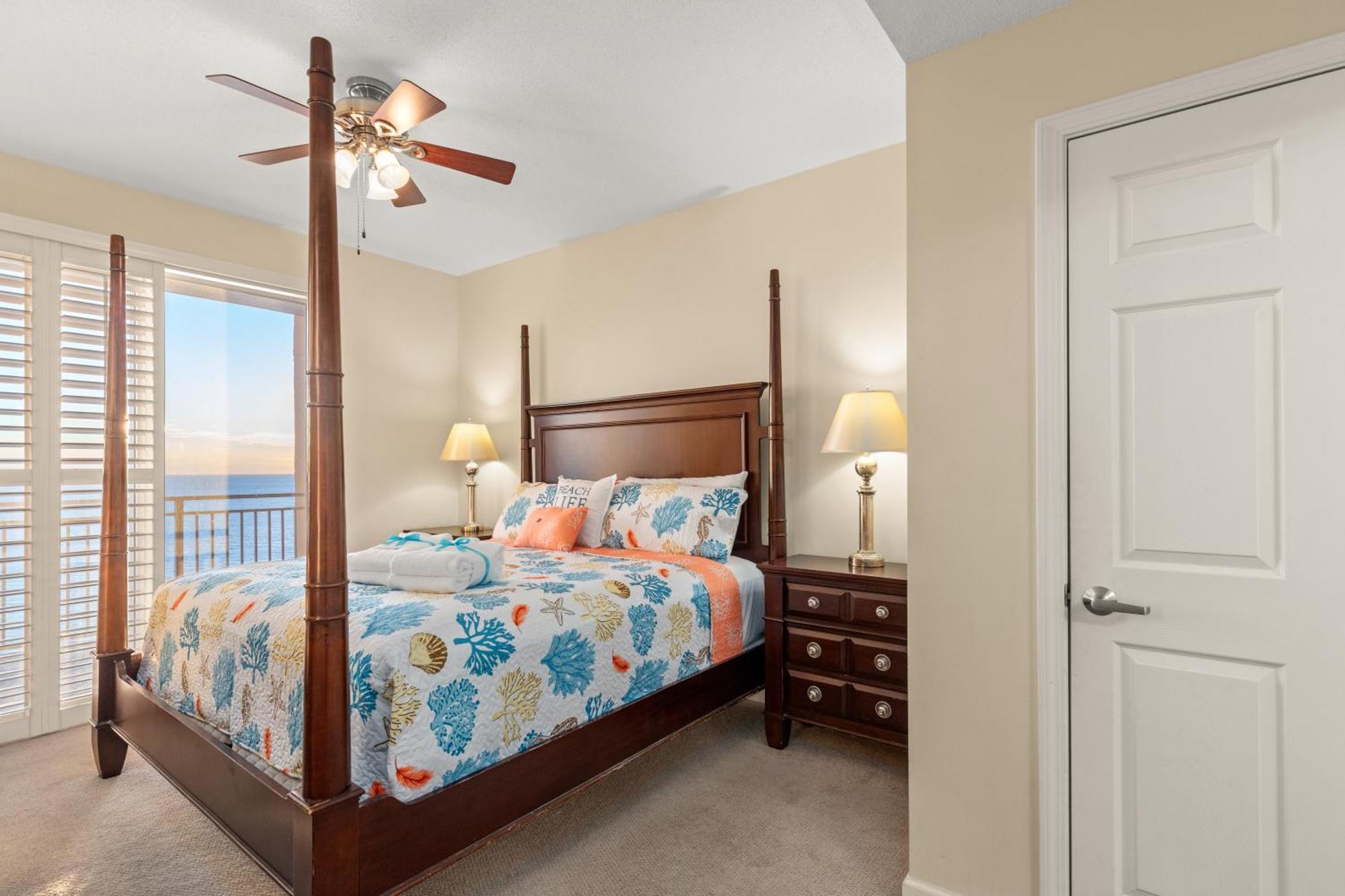 Beachfront Bliss Awaits: 2-bed, 2-bath At Sterling Reef - Sleeps 6!