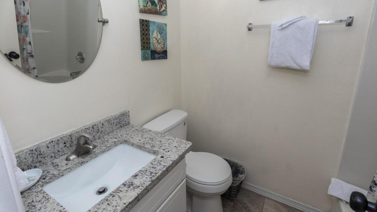 2 Bd 2 And Half Ba Two Story Haven Pet Friendly With Golf Cart Holiday home Panama City Beach